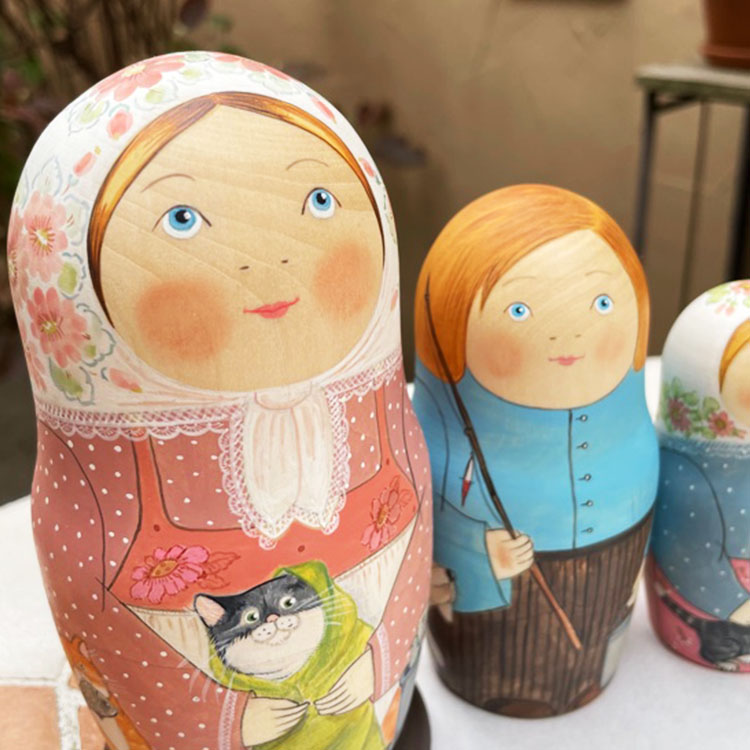 ロシア雑貨 雪娘 起き上がりこぼし ボボワ作 小 H9.0cm マトリョーシカ